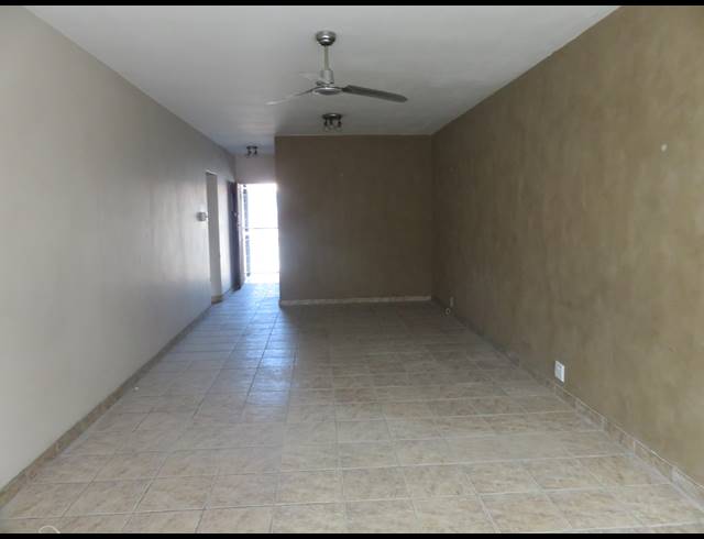 2 BEDROOM APARTMENT FOR SALE IN SUNNYSIDE